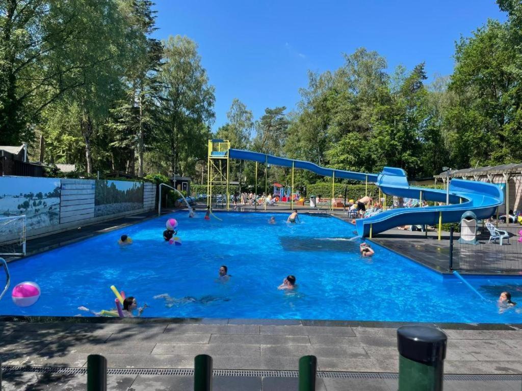 Fonkel fris Chalet Veluwe Hoenderloo Buitenkant foto